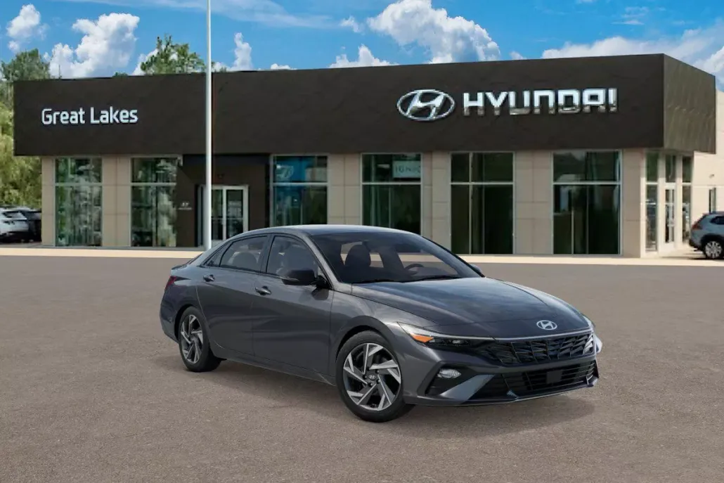 2025 Hyundai Elantra SEL Sport photo 1