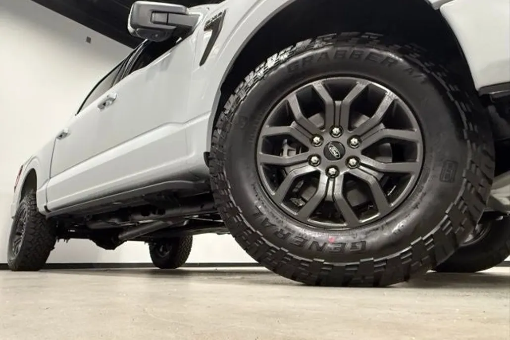 2025 Ford F-150 Tremor photo 1
