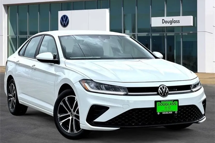 2026 Volkswagen Jetta Sport photo 1