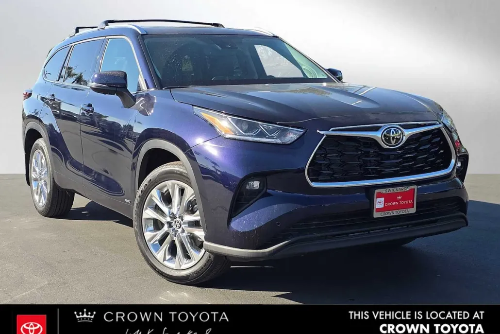 2025 Toyota Highlander Hybrid Limited photo 1
