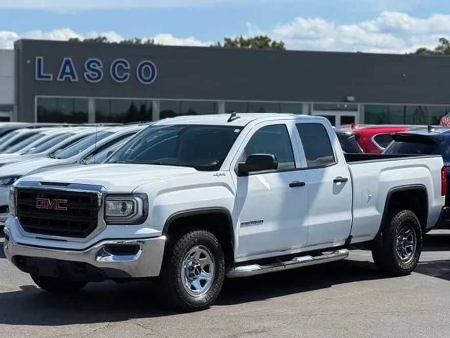 2017 Gmc Sierra 1500 Base photo 1