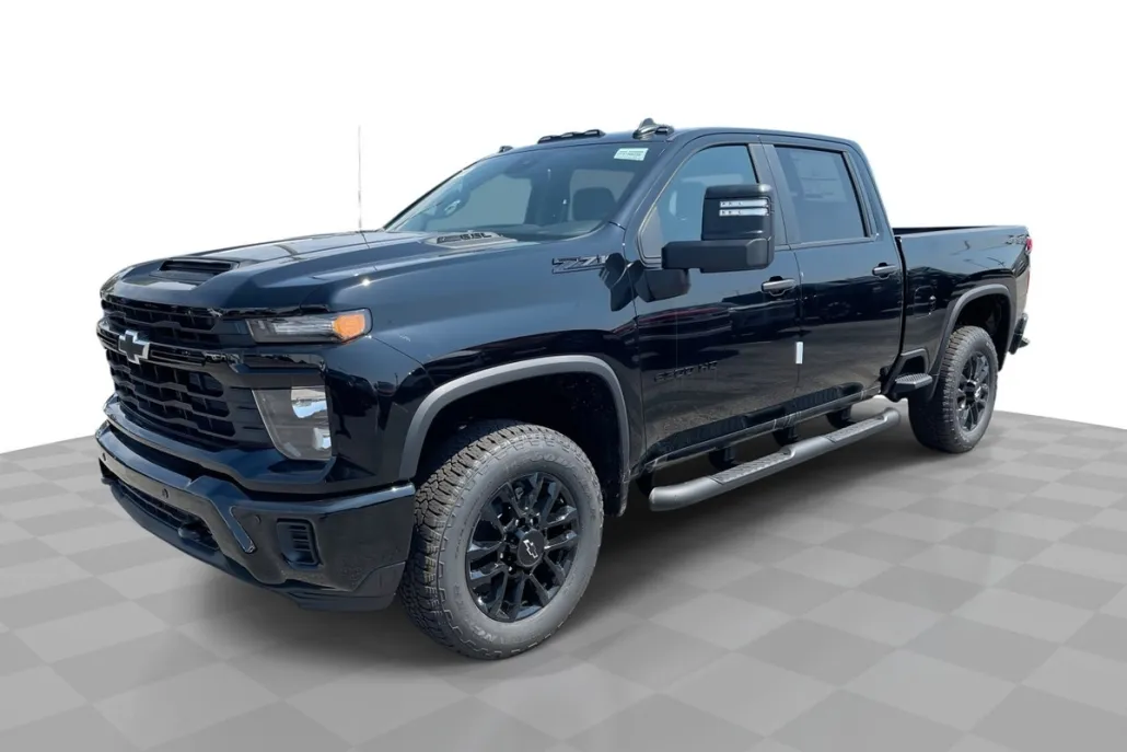 2025 Chevrolet Silverado 2500HD Custom photo 1
