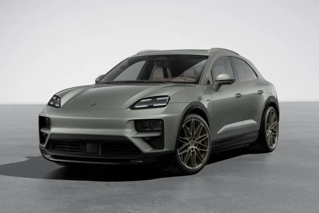 2025 Porsche Macan Turbo Electric photo 1
