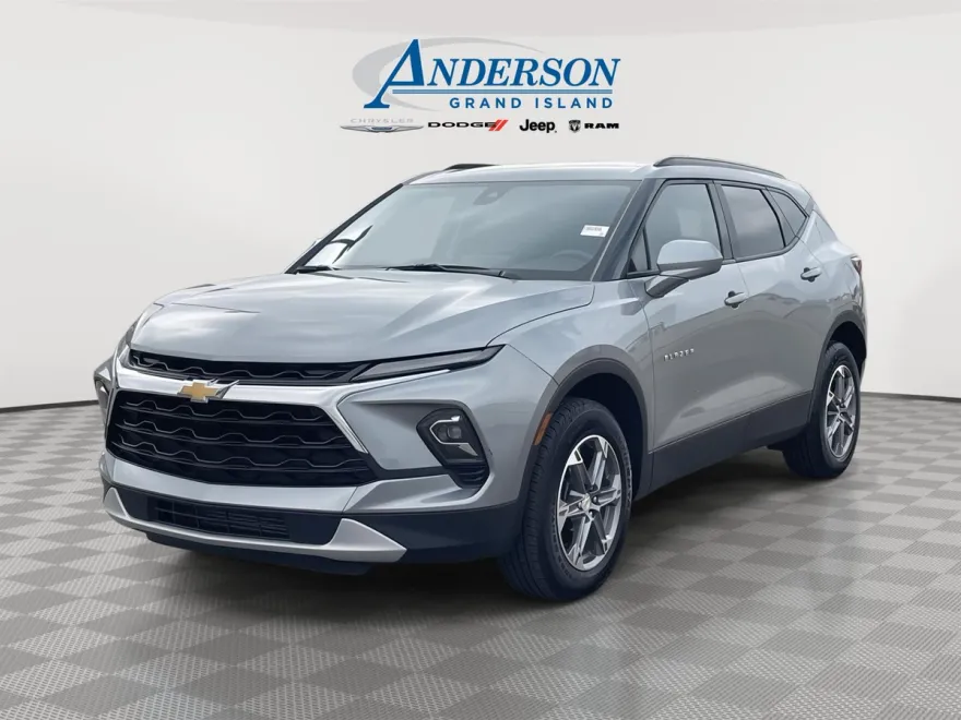 2023 Chevrolet Blazer 2LT photo 1