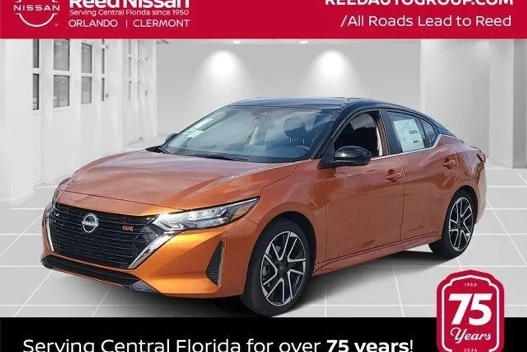 2025 Nissan Sentra SR photo 1