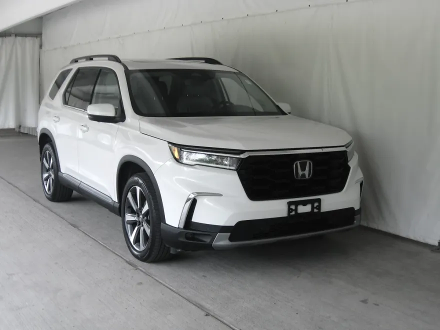 2023 Honda Pilot Elite photo 1