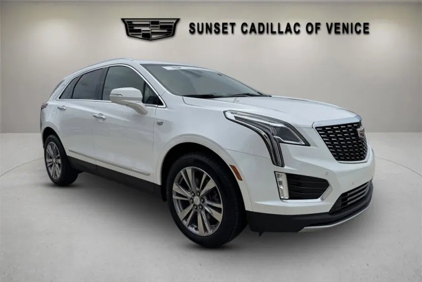 2025 Cadillac XT5 Premium Luxury photo 1