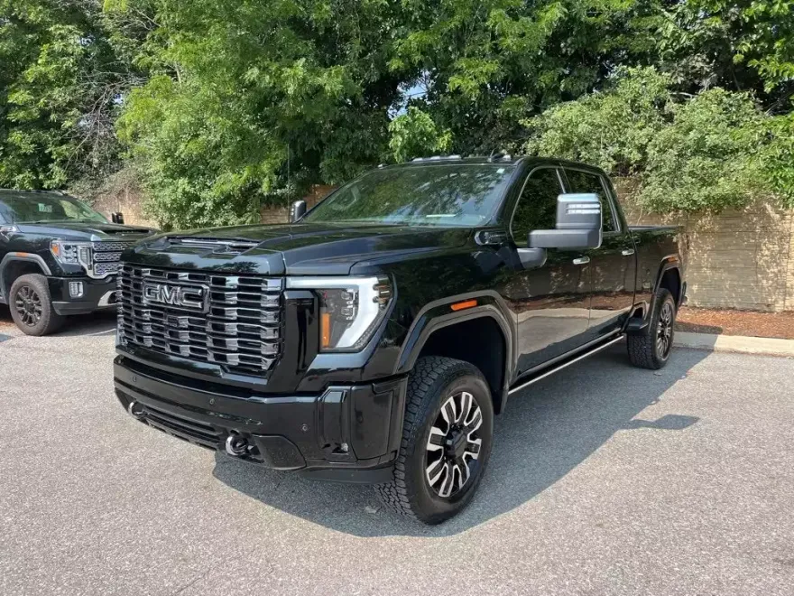 2024 Gmc Sierra 2500 HD Denali Ultimate photo 1