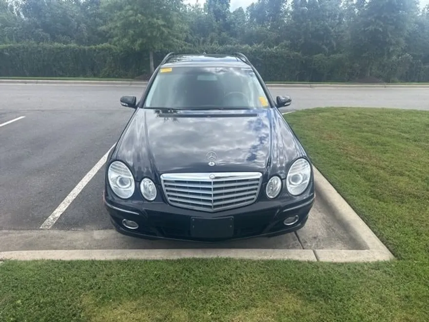 2009 Mercedes Benz E 350 4MATIC photo 1