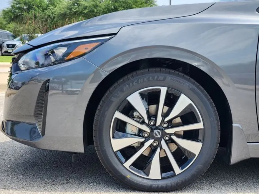2025 Nissan Sentra SV photo 1