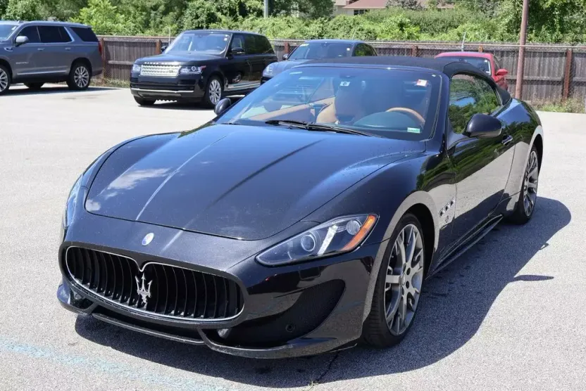 2016 Maserati Granturismo Sport photo 1