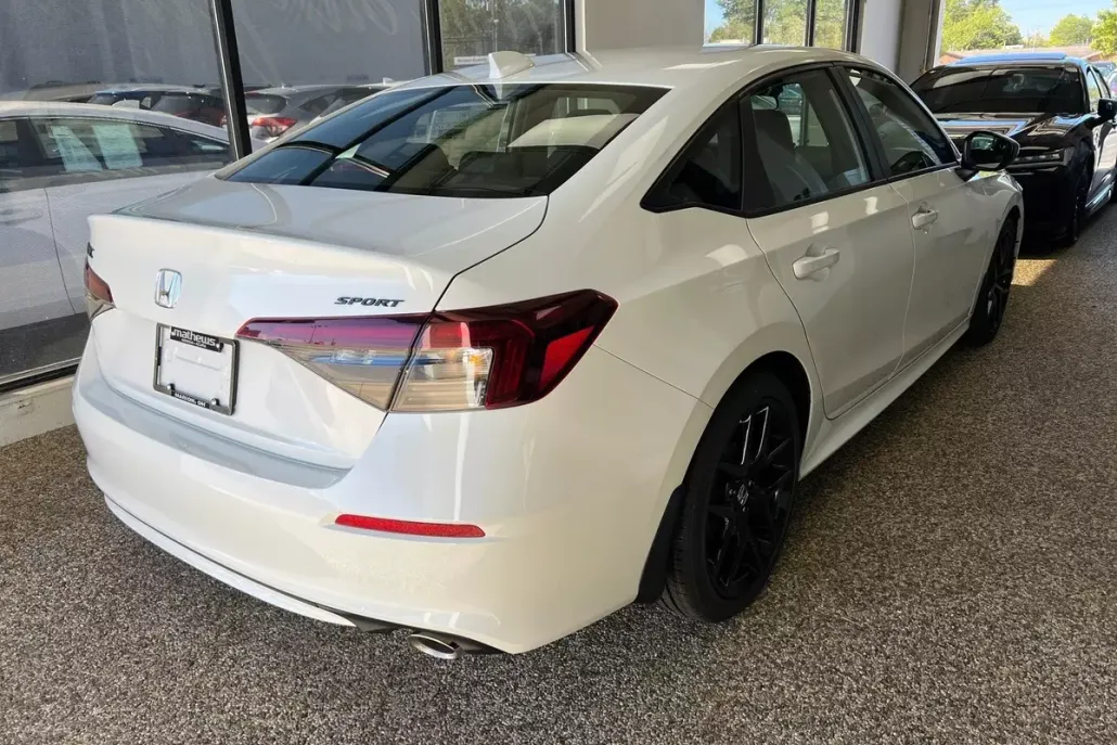 2026 Honda Civic Sport photo 1