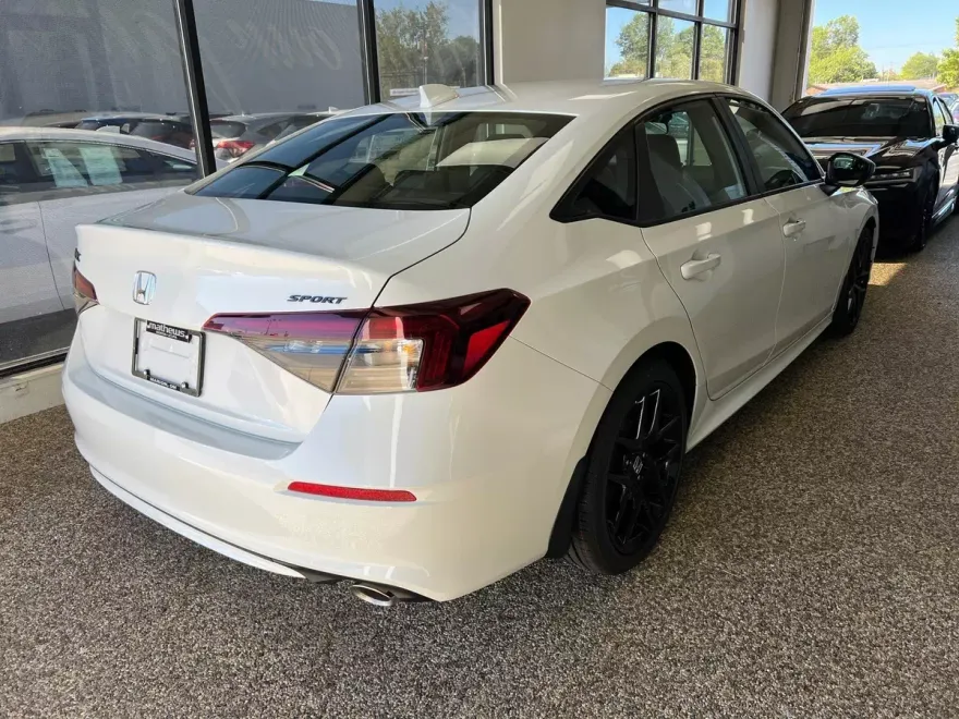 2026 Honda Civic Sport photo 1