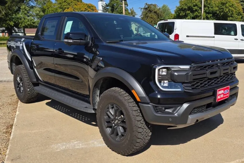 2025 Ford Ranger Raptor photo 1