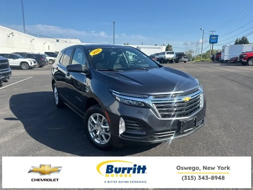 2022 Chevrolet Equinox LT photo 1