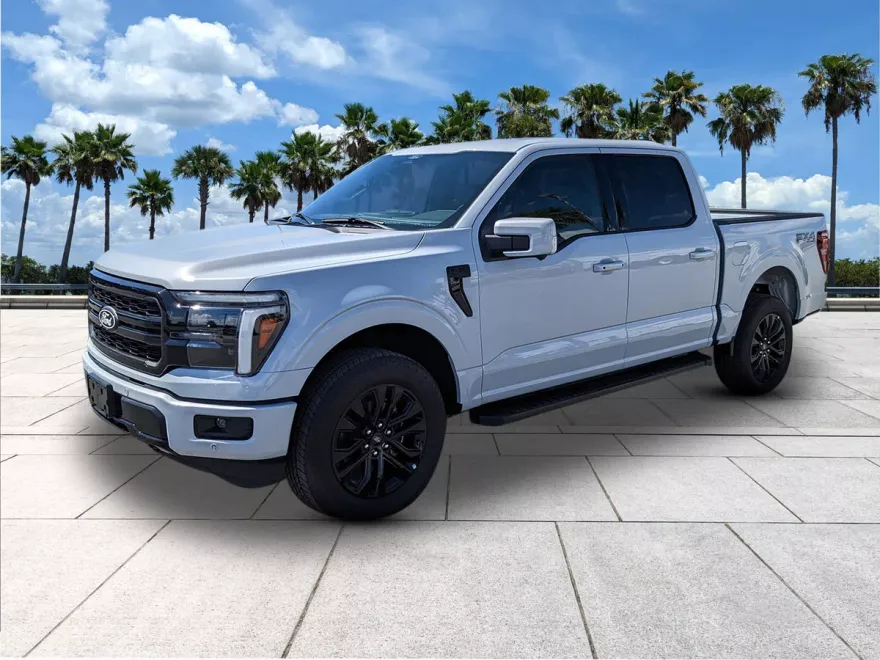 2025 Ford F-150 Lariat photo 1