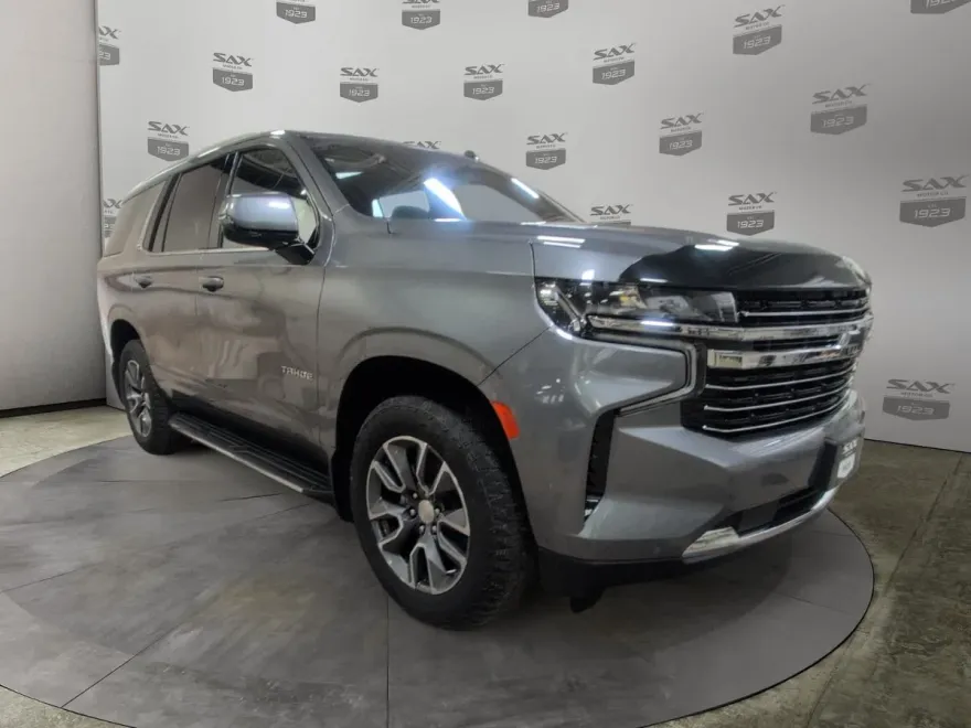 2021 Chevrolet Tahoe LT photo 1