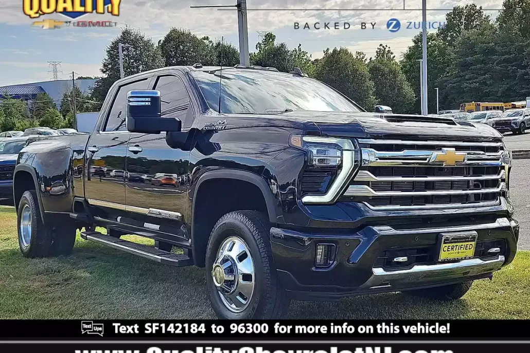 2025 Chevrolet Silverado 3500HD High Country photo 1