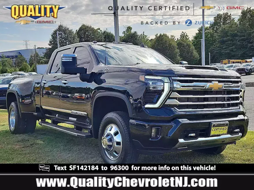 2025 Chevrolet Silverado 3500HD High Country photo 1