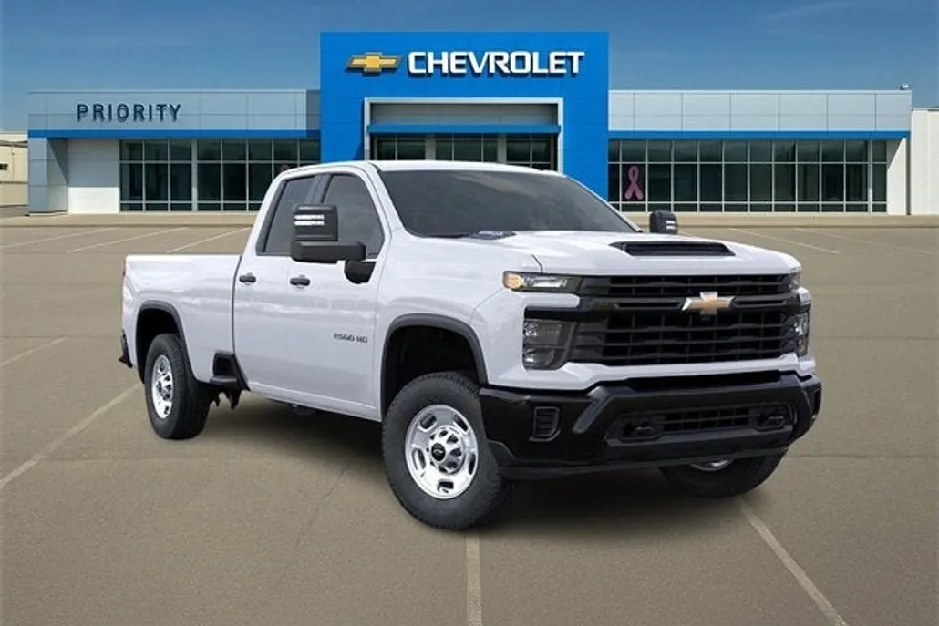 2025 Chevrolet Silverado 2500HD photo 1