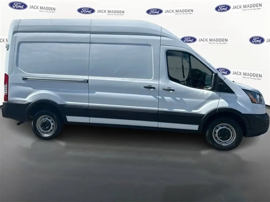 2021 Ford Transit photo 1