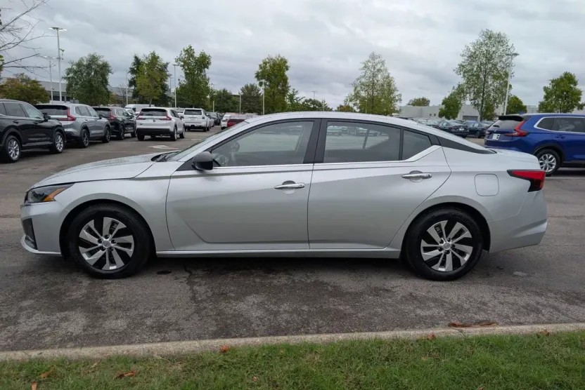 2024 Nissan Altima 2.5 S photo 1