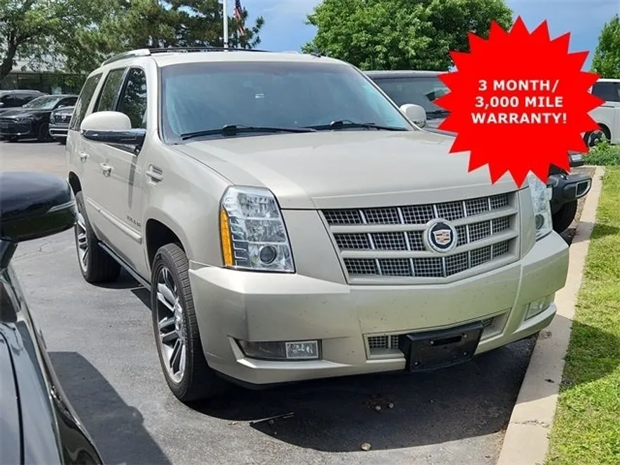 2013 Cadillac Escalade Premium photo 1