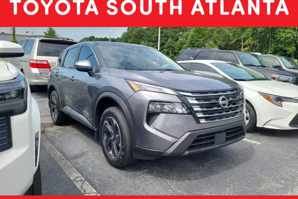 2024 Nissan Rogue SV photo 1
