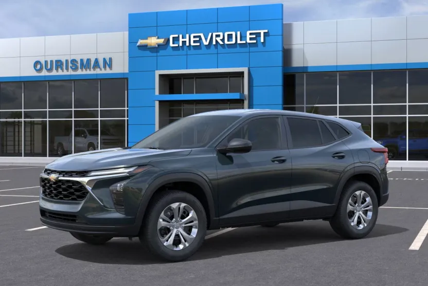 2026 Chevrolet Trax LS photo 1