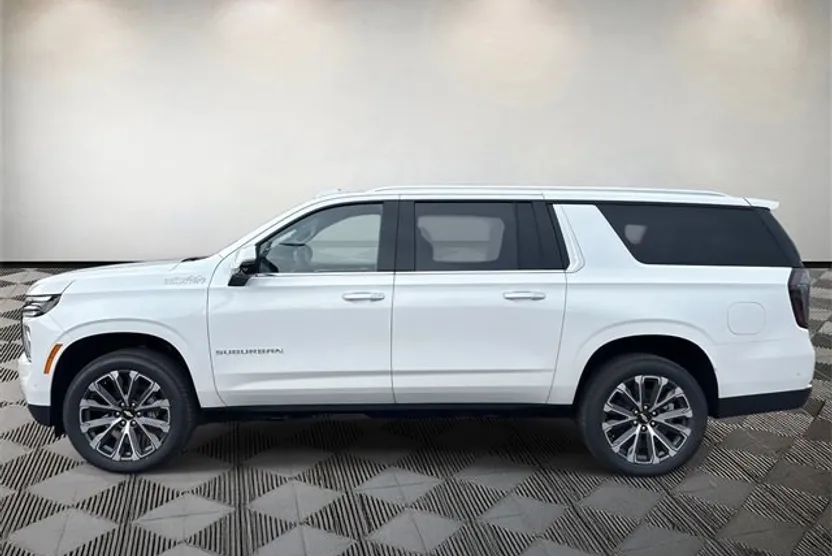 2025 Chevrolet Suburban High Country photo 1
