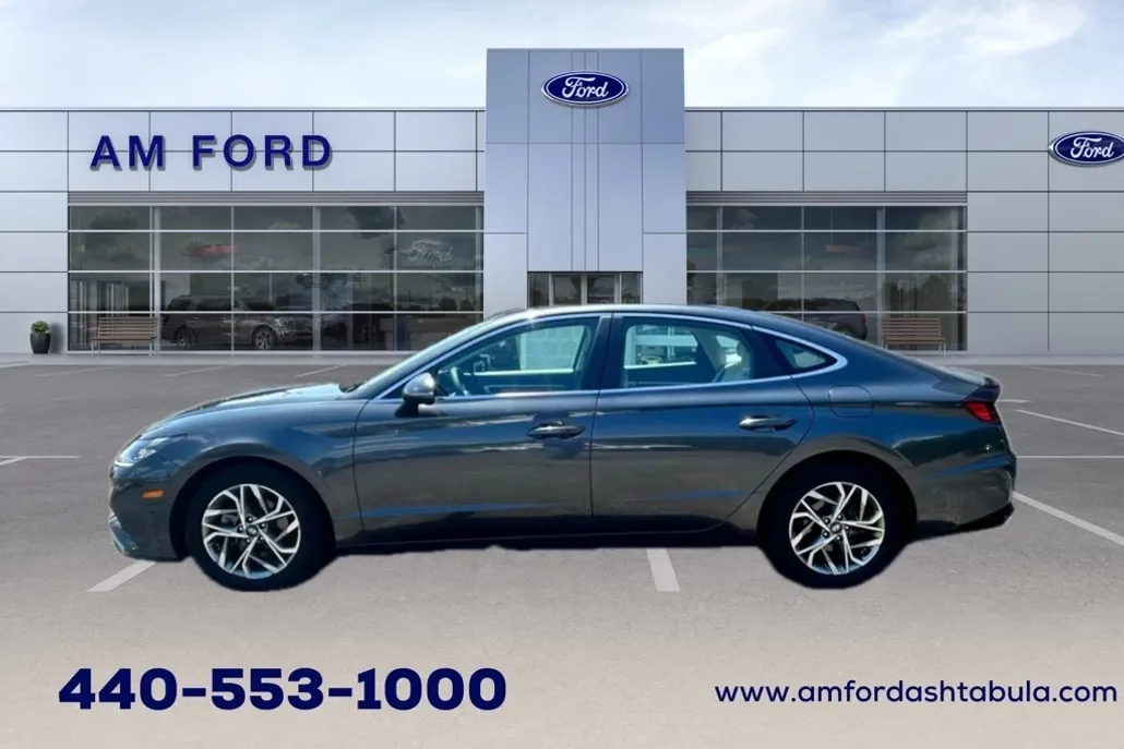 2022 Hyundai Sonata SEL photo 1