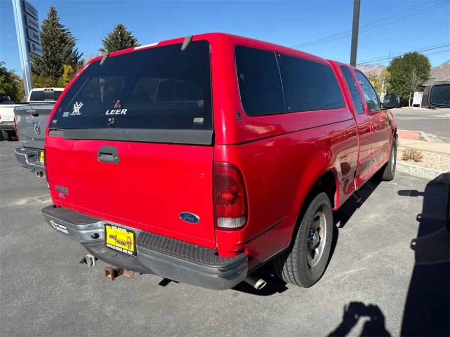 2002 Ford F-150 Base photo 1