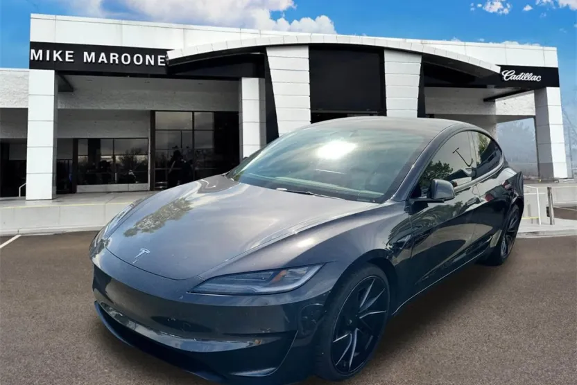 2024 Tesla Model 3 Performance photo 1