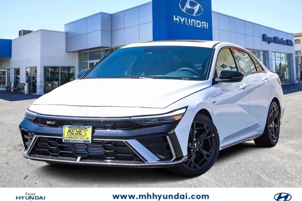 2025 Hyundai Elantra N Line photo 1