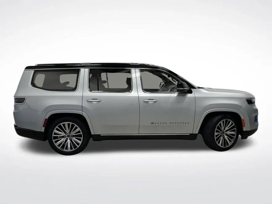 2024 Jeep Grand Wagoneer III photo 1