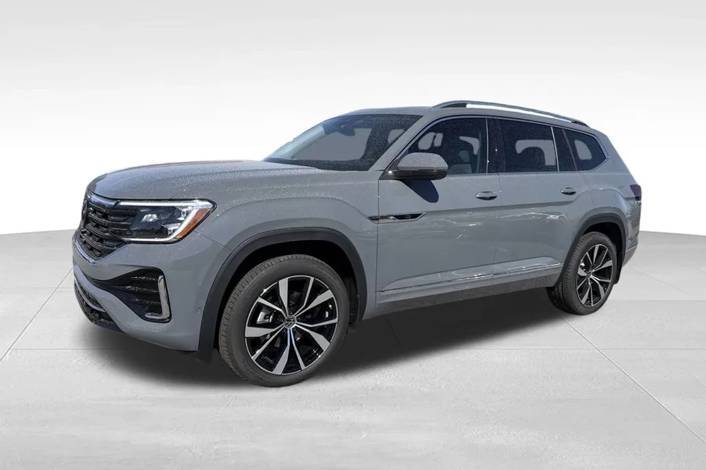 2025 Volkswagen Atlas SEL Premium R-Line photo 1