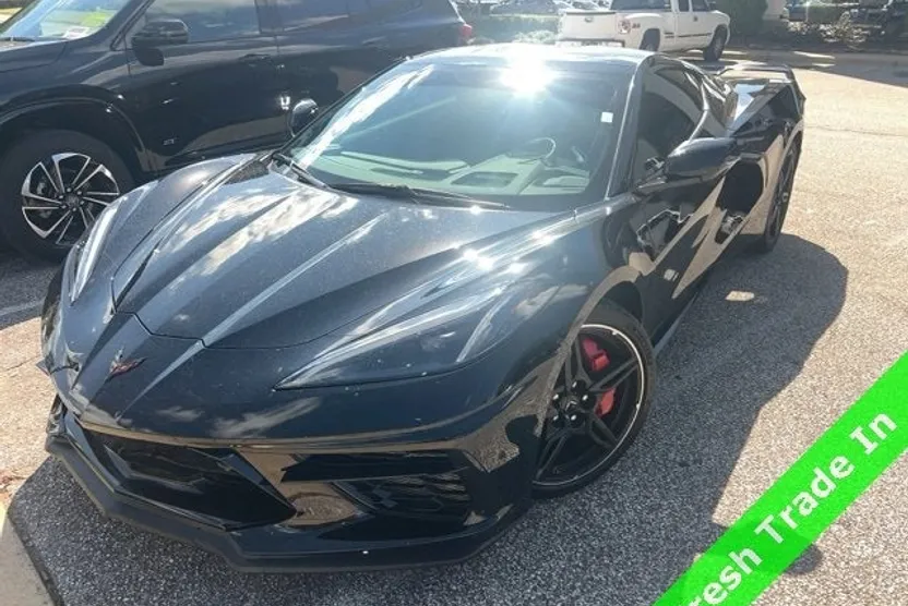 2022 Chevrolet Corvette Stingray 2LT photo 1