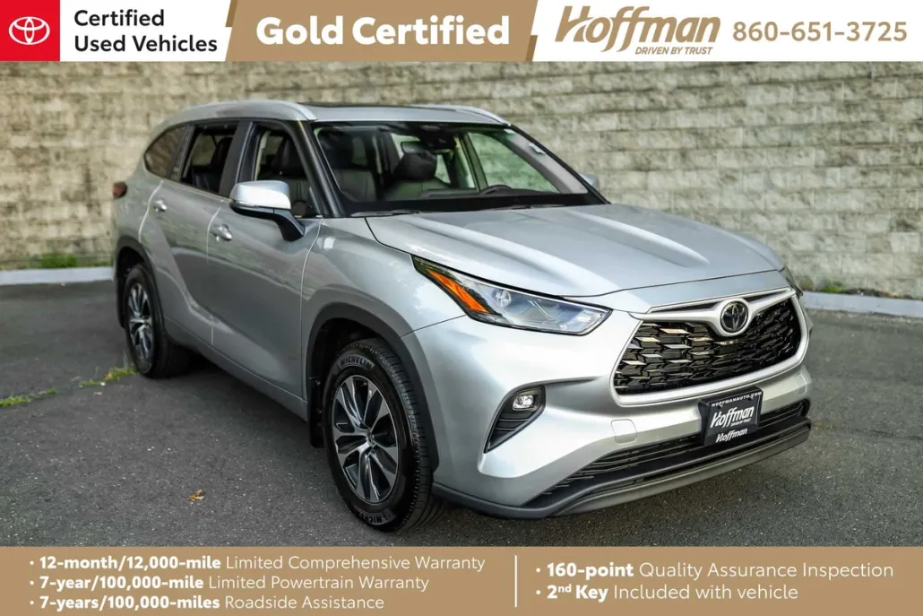 2025 Toyota Highlander XLE photo 1