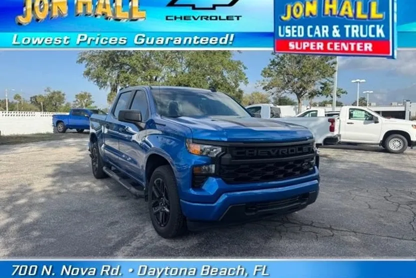 2023 Chevrolet Silverado 1500 Custom photo 1