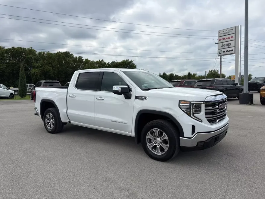 2024 Gmc Sierra 1500 SLT photo 1
