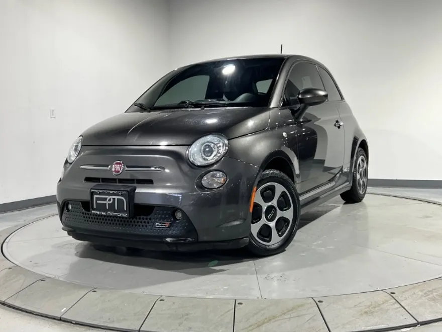 2017 Fiat 500 Abarth photo 1