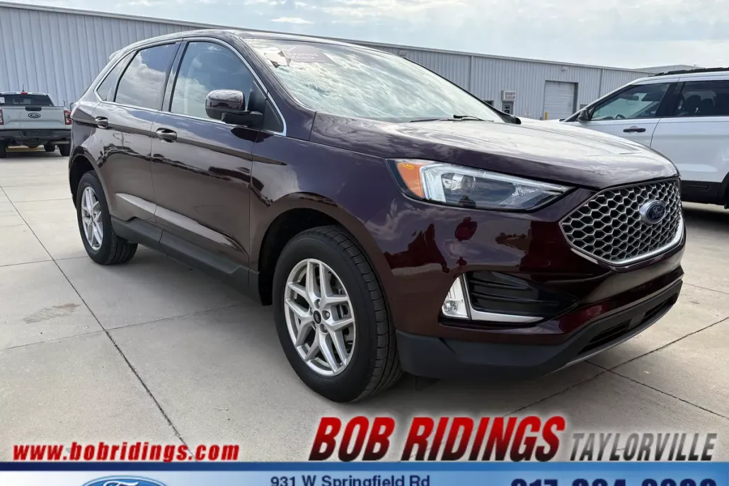 2023 Ford Edge SEL photo 1