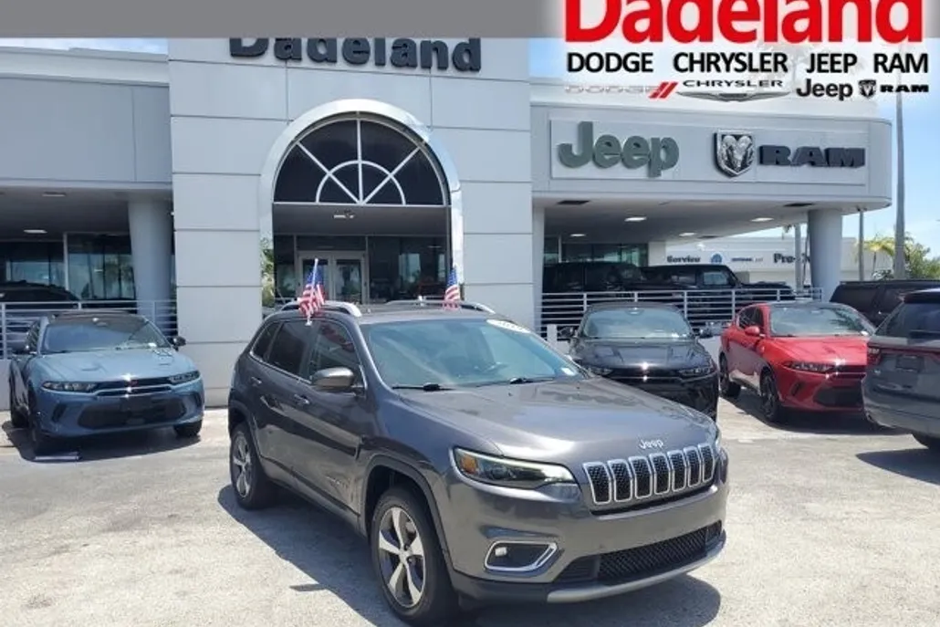 2019 Jeep Cherokee Limited photo 1