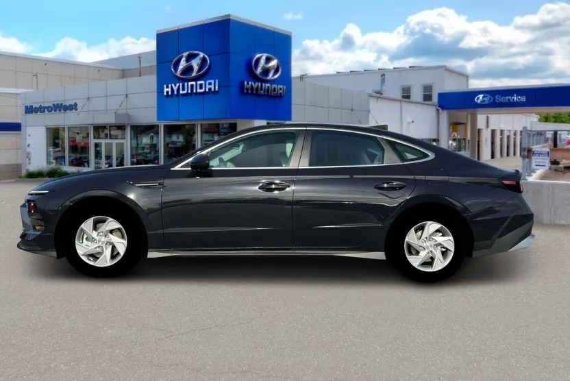 2026 Hyundai Sonata SE photo 1