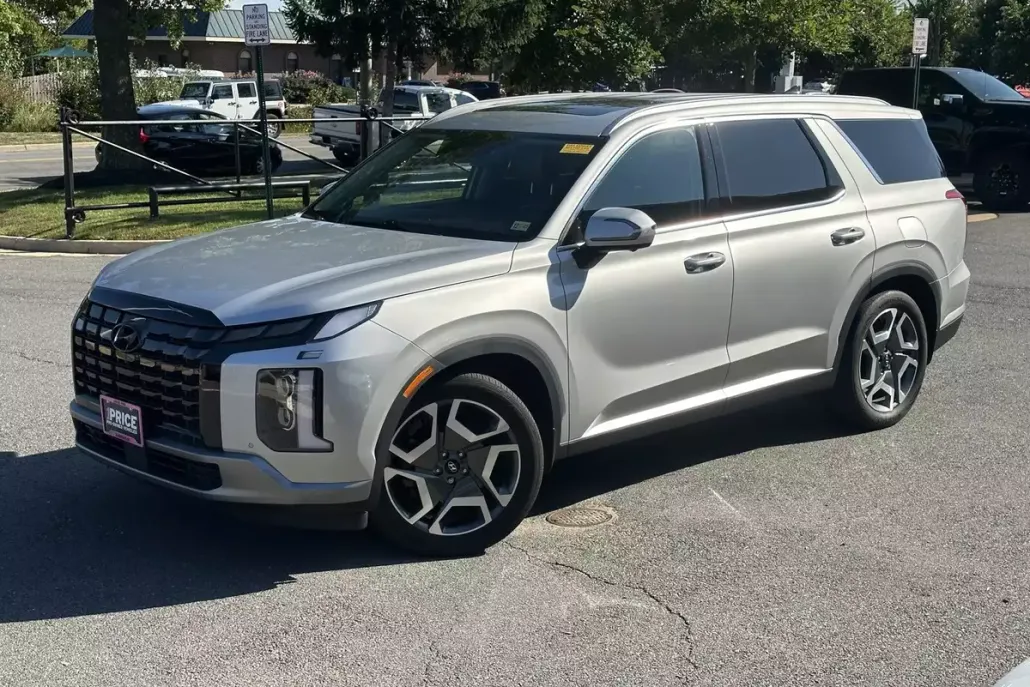2023 Hyundai Palisade SEL photo 1