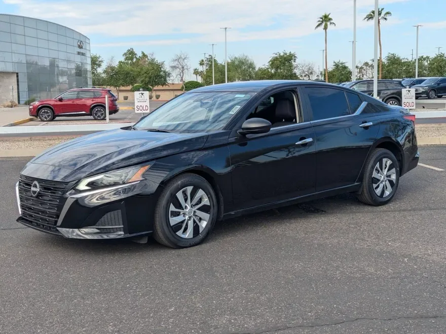 2025 Nissan Altima 2.5 S photo 1