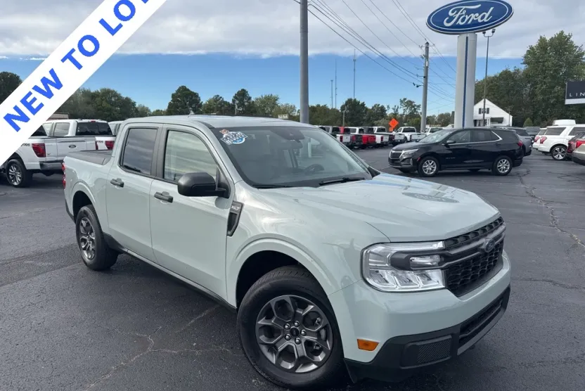 2024 Ford Maverick XLT photo 1