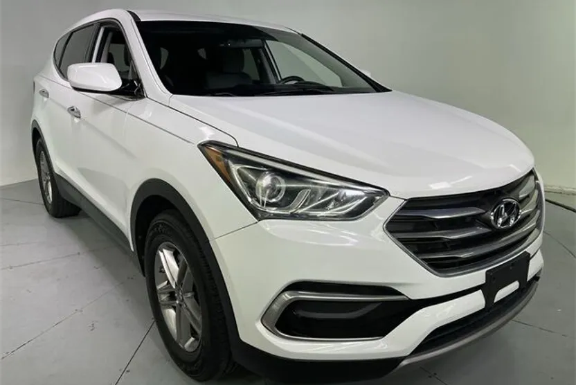 2017 Hyundai Santa Fe Sport Base photo 1
