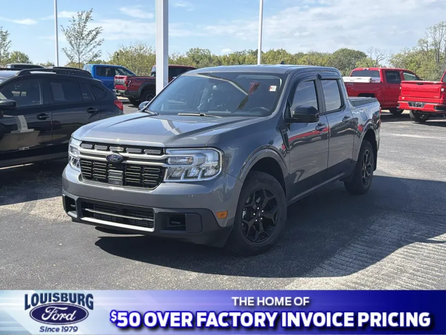 2024 Ford Maverick Lariat photo 1