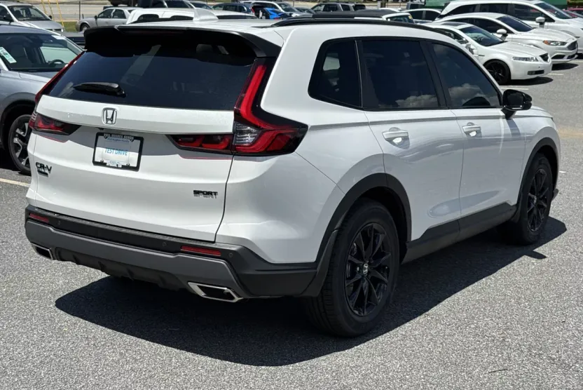 2026 Honda CR-V Hybrid Sport-L photo 1